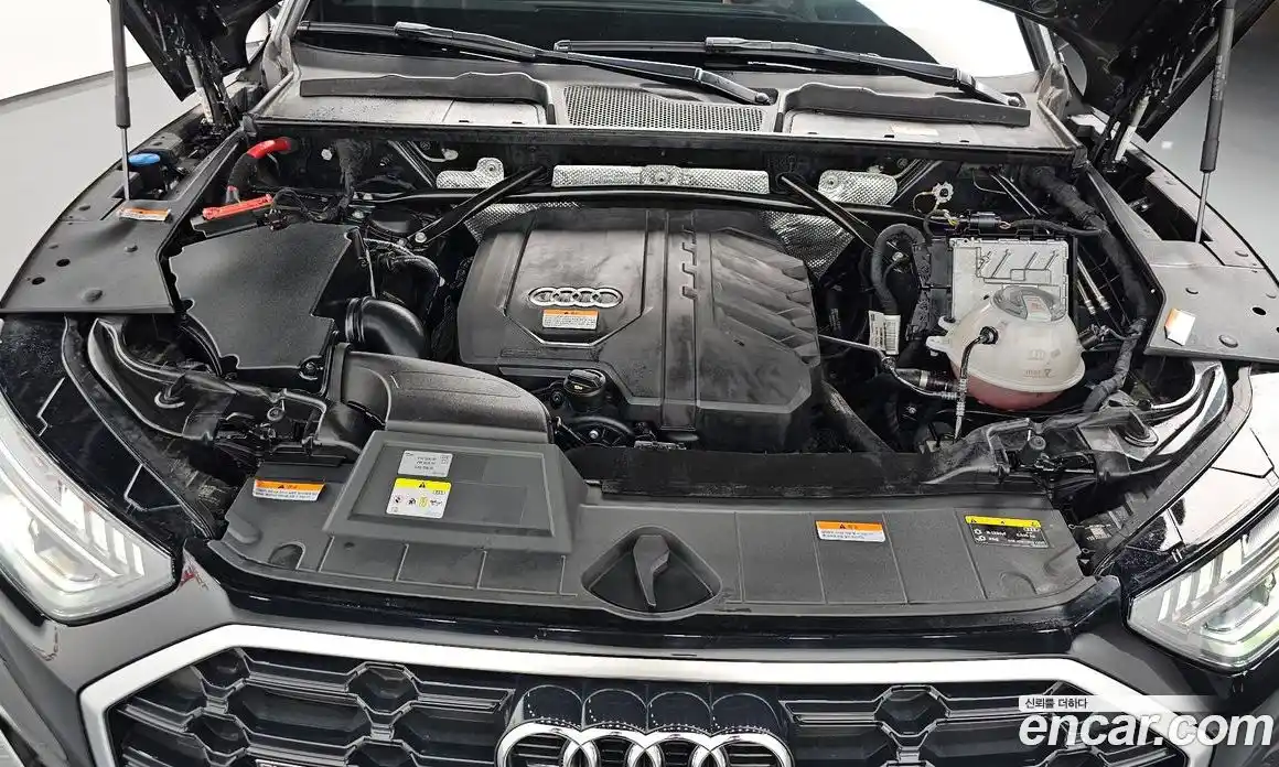 Audi Q5 2022 2.0 автомат (гидро), фото 5