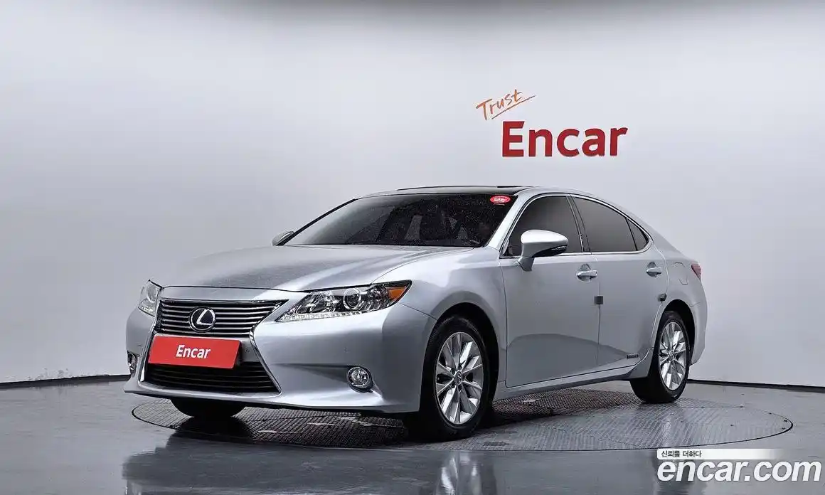Lexus ES 2013 2.5 автомат (гидро), фото 1 Lexus ES 2013 2.5 автомат (гидро), фото 1