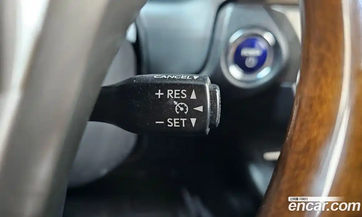 Lexus ES 2013 2.5 автомат (гидро), фото 18 Lexus ES 2013 2.5 автомат (гидро), фото 18
