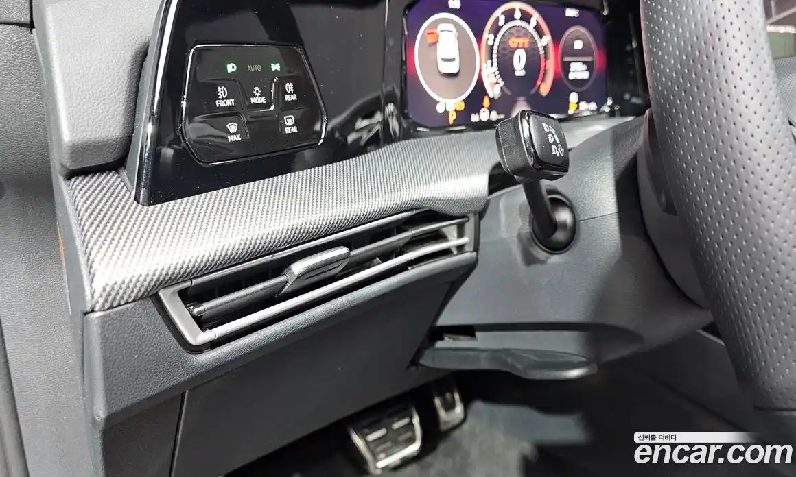 Volkswagen Golf 2025 2.0 автомат (гидро), фото 19