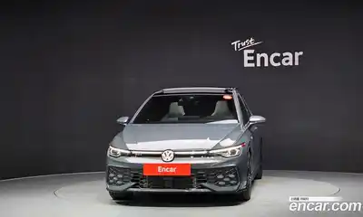 Volkswagen Golf 2025 2.0 автомат (гидро), миниатюра 3