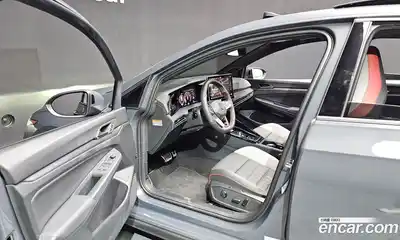 Volkswagen Golf 2025 2.0 автомат (гидро), миниатюра 10