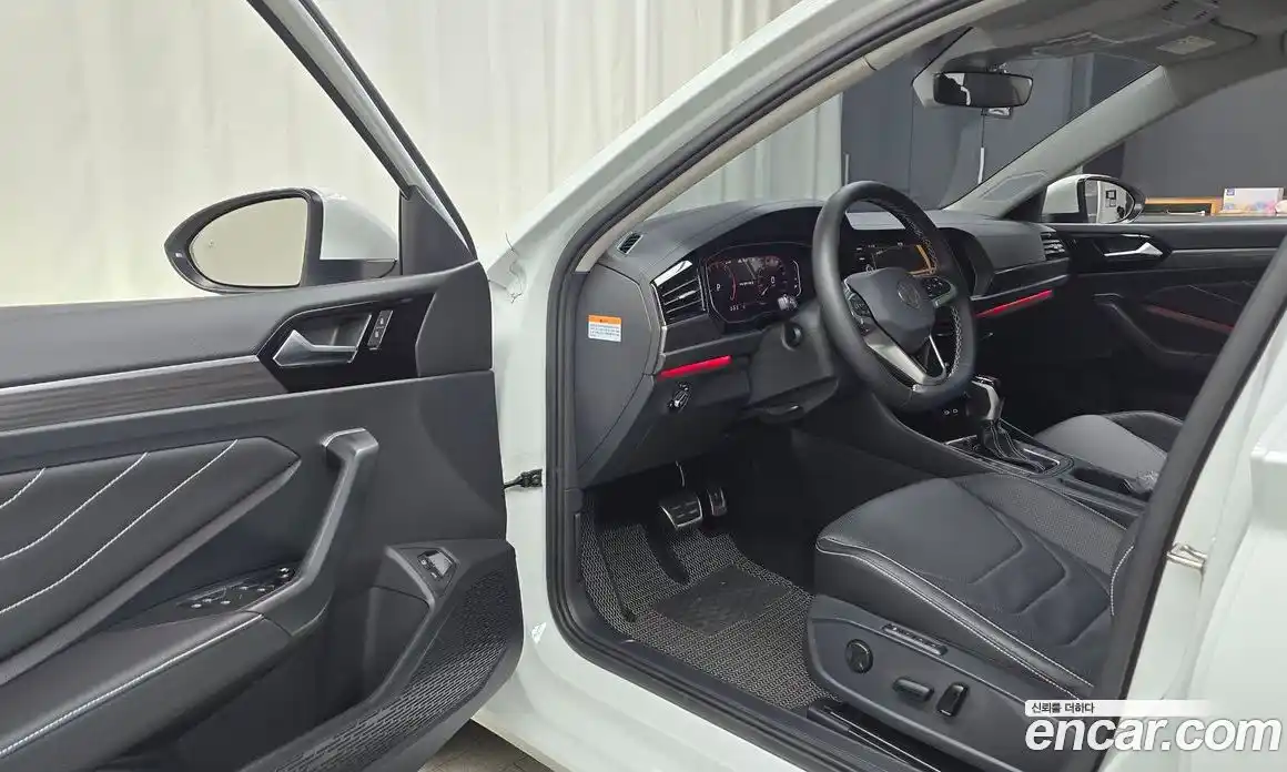 Volkswagen Jetta 2024 1.5 автомат (гидро), фото 13