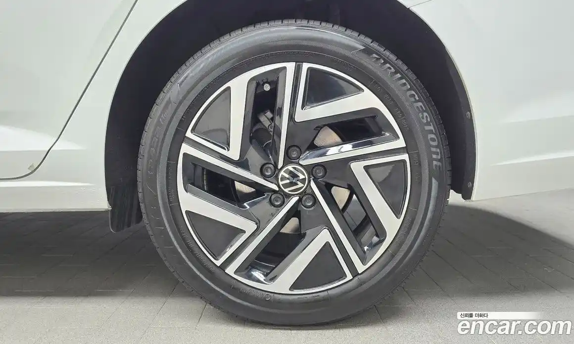 Volkswagen Jetta 2024 1.5 автомат (гидро), фото 7
