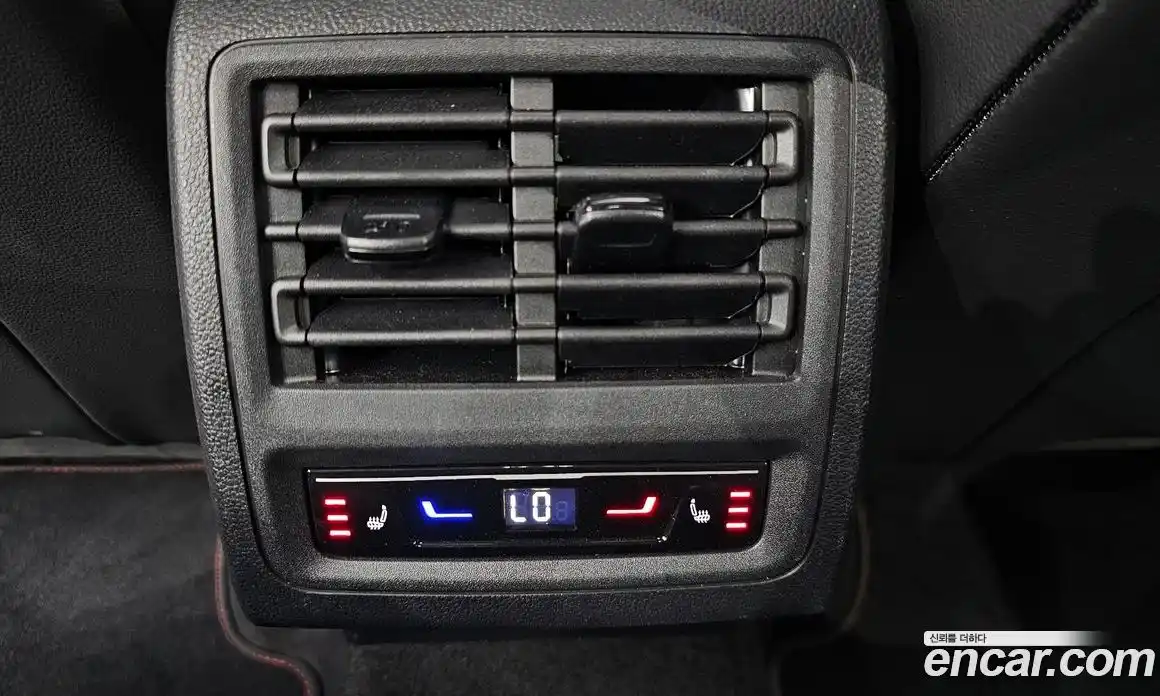 Volkswagen Golf 2024 2.0 автомат (гидро), фото 17