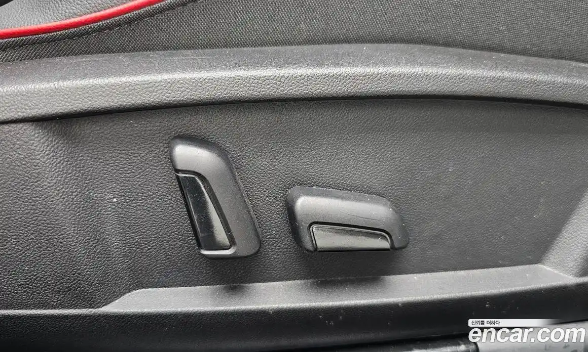 Volkswagen Golf 2024 2.0 автомат (гидро), фото 21