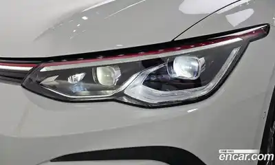 Volkswagen Golf 2024 2.0 автомат (гидро), миниатюра 7