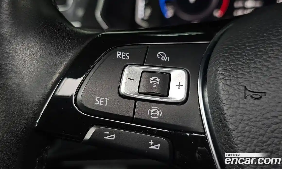 Volkswagen Tiguan 2020 2.0 автомат (гидро), фото 14