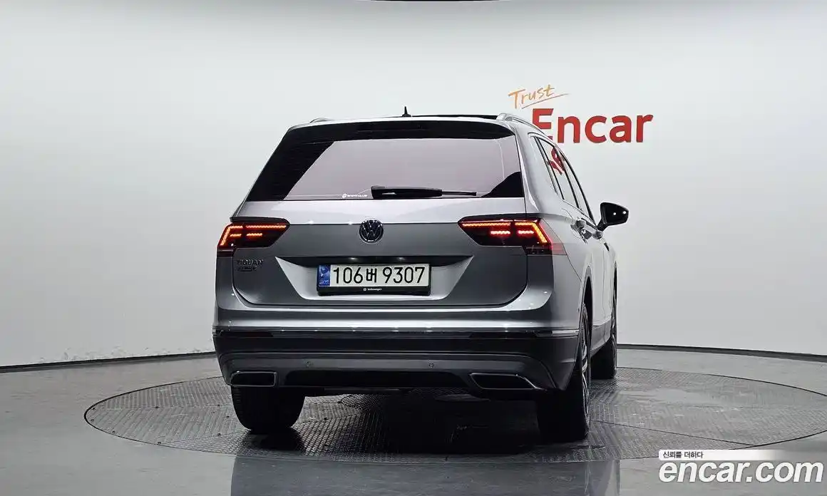 Volkswagen Tiguan 2020 2.0 автомат (гидро), фото 4