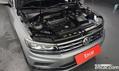 Volkswagen Tiguan 2020 2.0 автомат (гидро), миниатюра 6