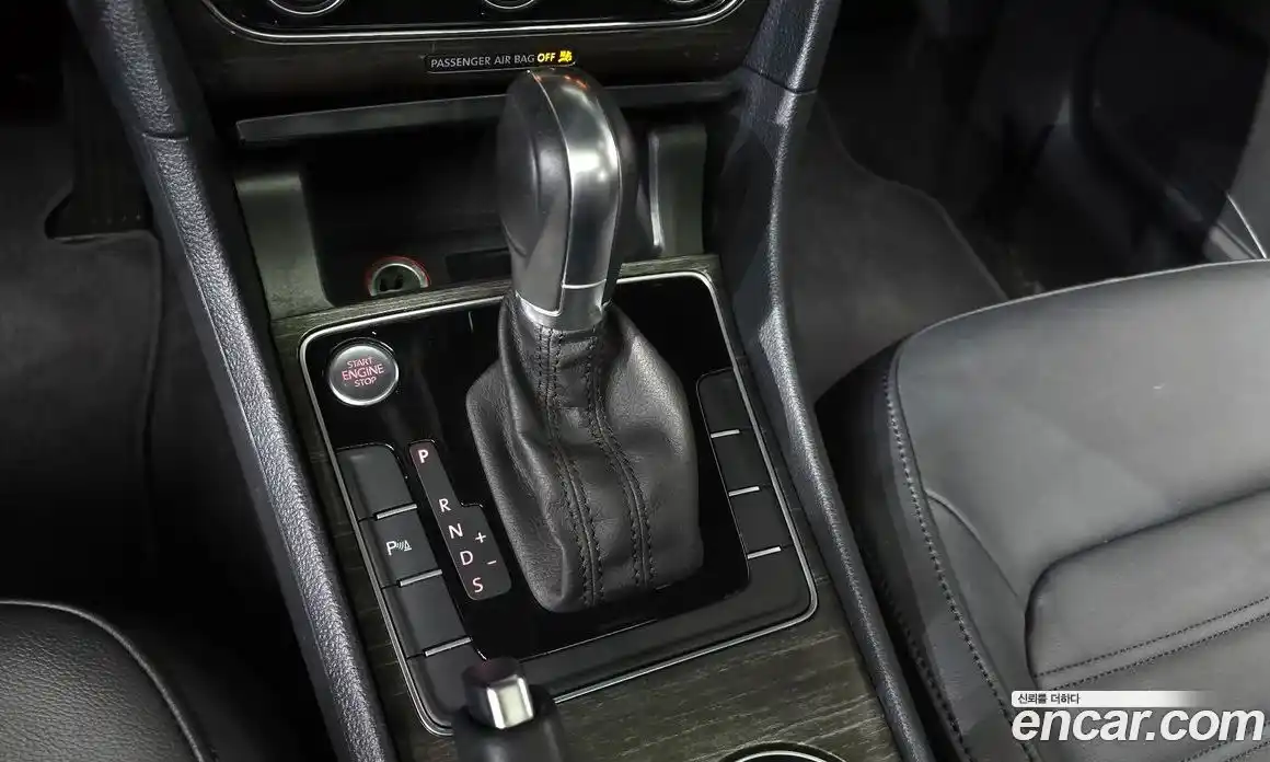 Volkswagen Passat 2018 2.0 автомат (гидро), фото 12