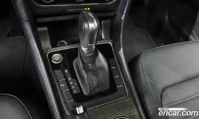 Volkswagen Passat 2018 2.0 автомат (гидро), миниатюра 12