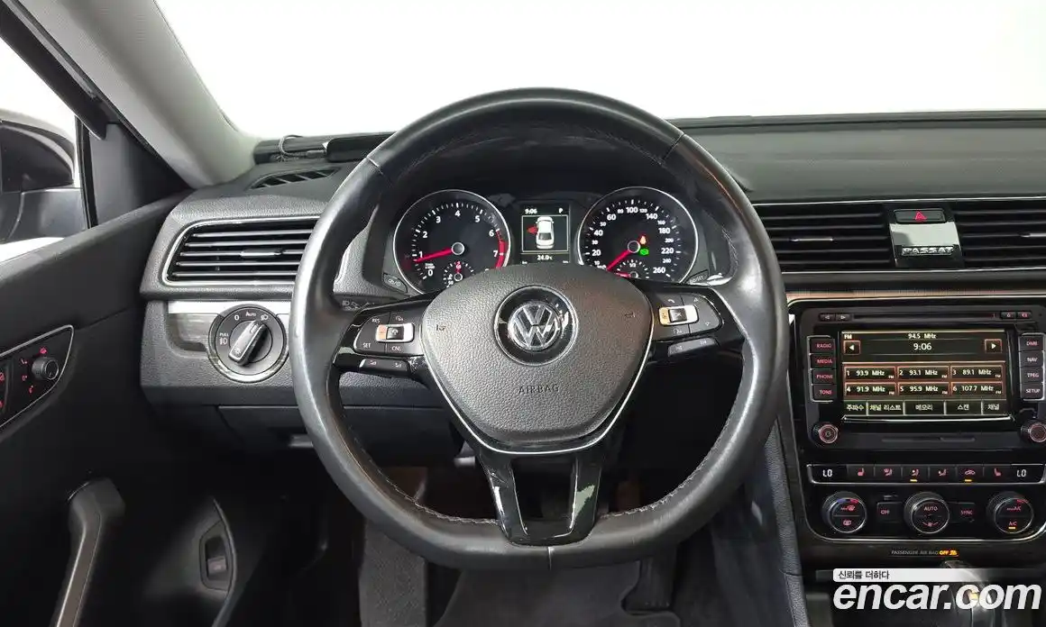Volkswagen Passat 2018 2.0 автомат (гидро), фото 19