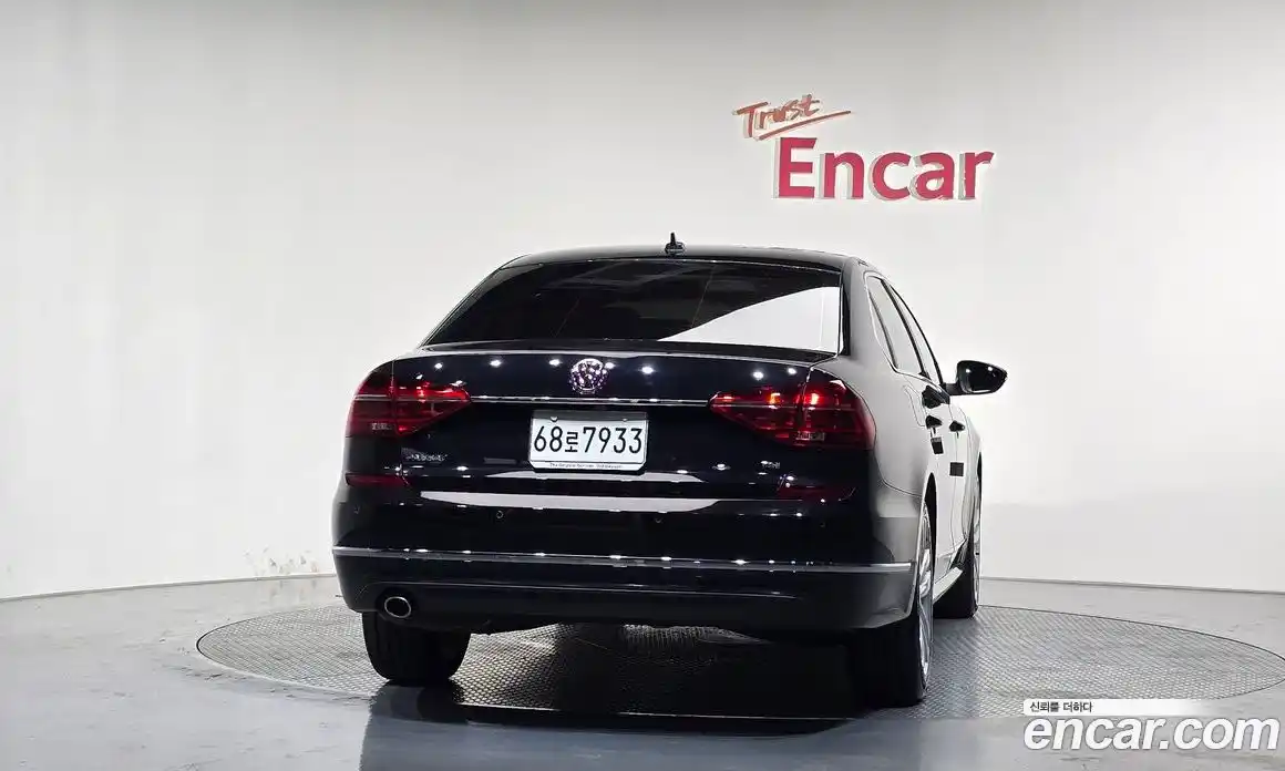 Volkswagen Passat 2018 2.0 автомат (гидро), фото 4
