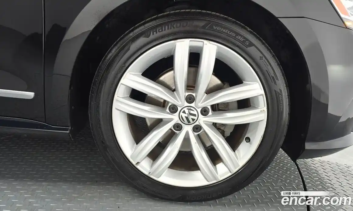 Volkswagen Passat 2018 2.0 автомат (гидро), фото 7