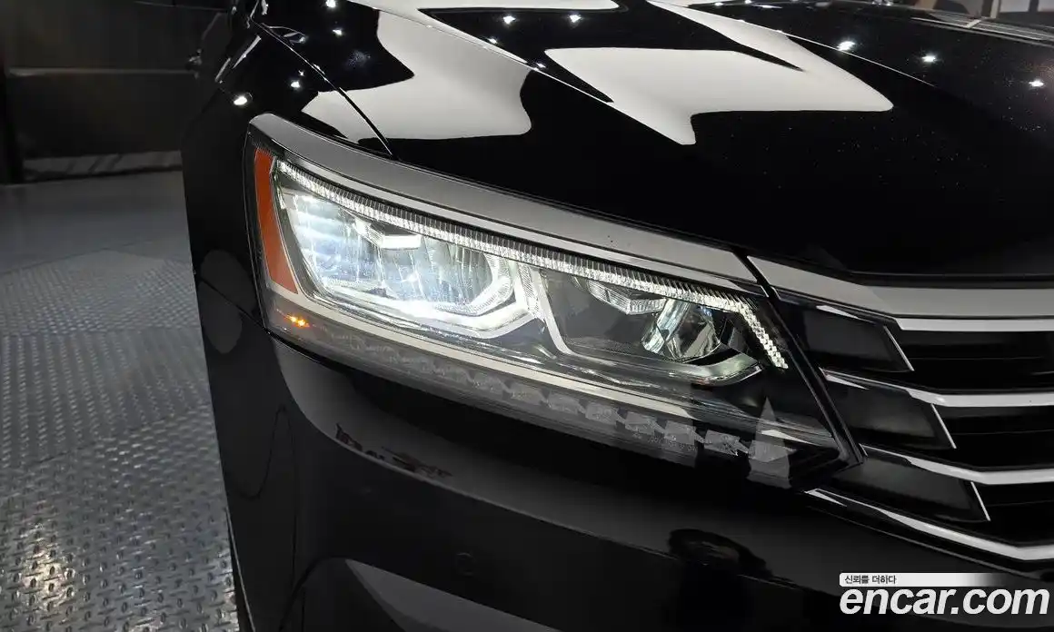 Volkswagen Passat 2018 2.0 автомат (гидро), фото 8