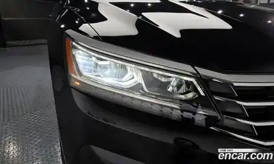 Volkswagen Passat 2018 2.0 автомат (гидро), миниатюра 8