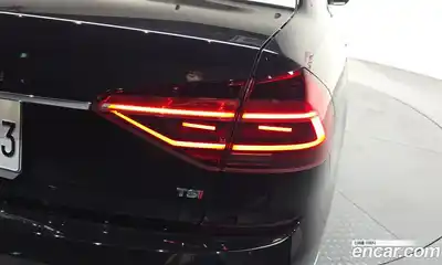 Volkswagen Passat 2018 2.0 автомат (гидро), миниатюра 9