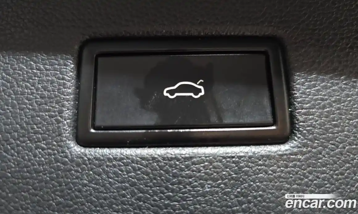 Volkswagen Tiguan 2018 2.0 автомат (гидро), фото 20