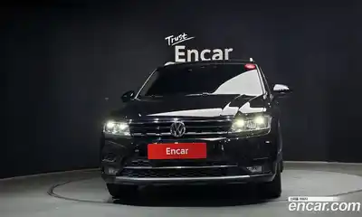 Volkswagen Tiguan 2018 2.0 автомат (гидро), миниатюра 3