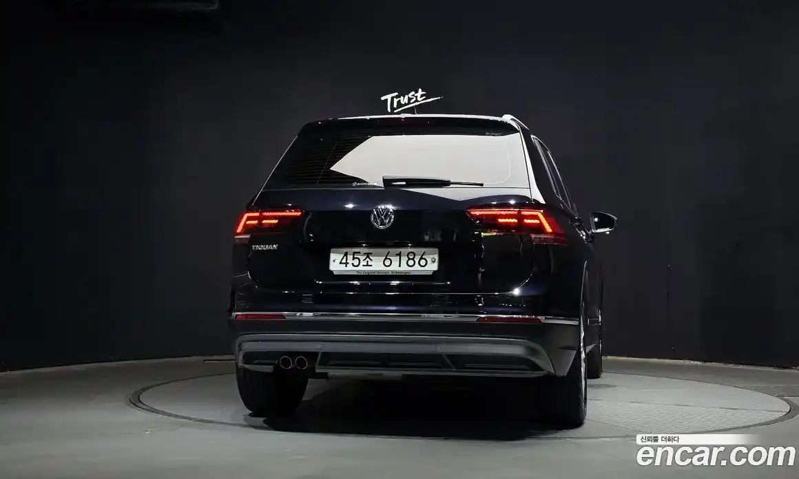 Volkswagen Tiguan 2018 2.0 автомат (гидро), фото 4