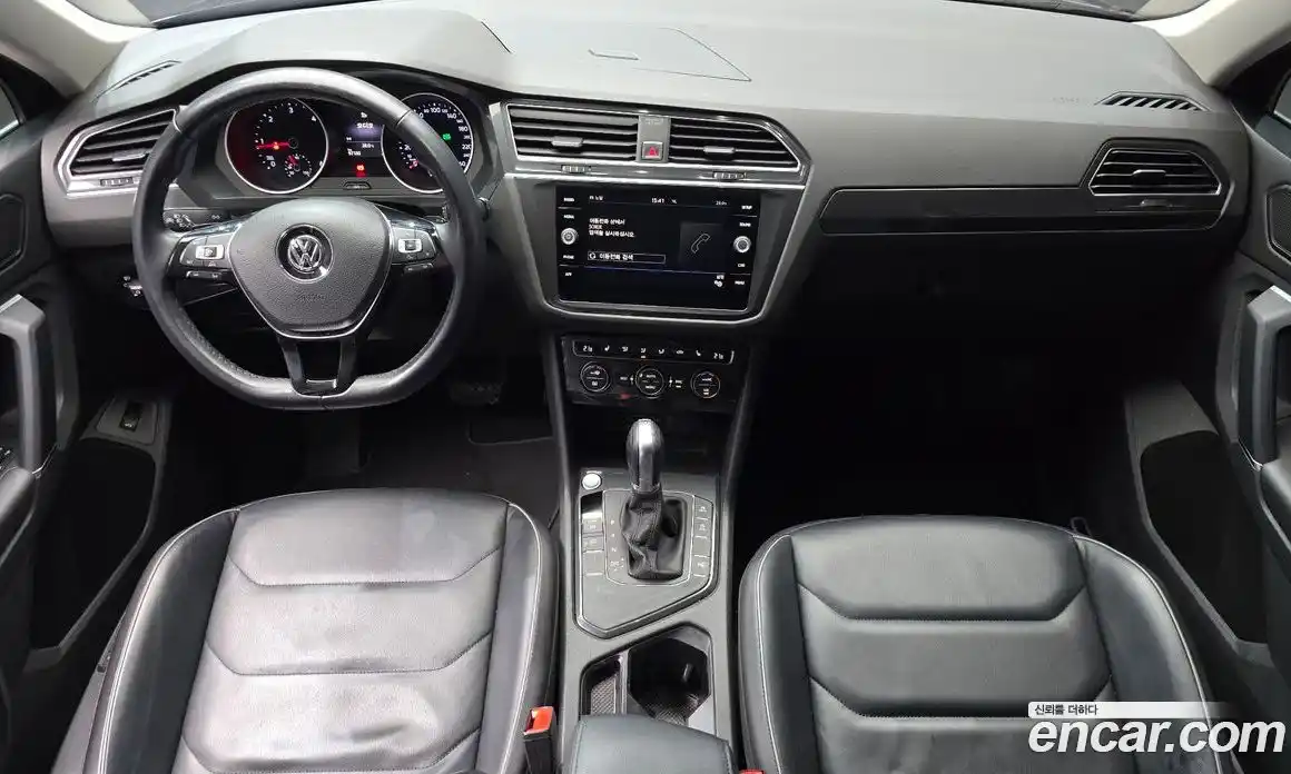 Volkswagen Tiguan 2018 2.0 автомат (гидро), фото 7