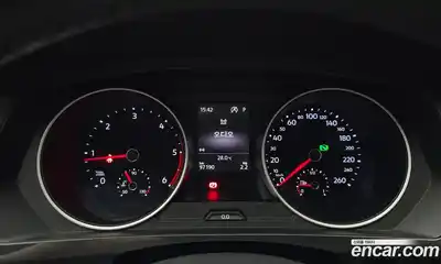 Volkswagen Tiguan 2018 2.0 автомат (гидро), миниатюра 8