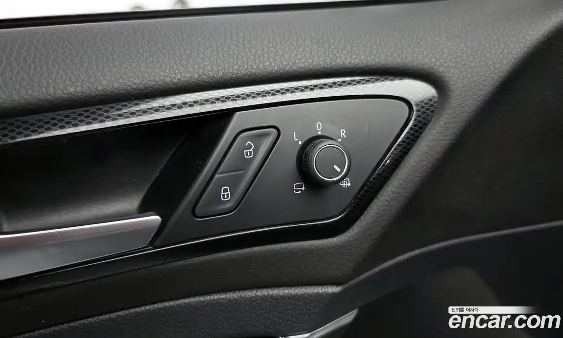 Volkswagen Golf 2015 2.0 автомат (гидро), фото 18