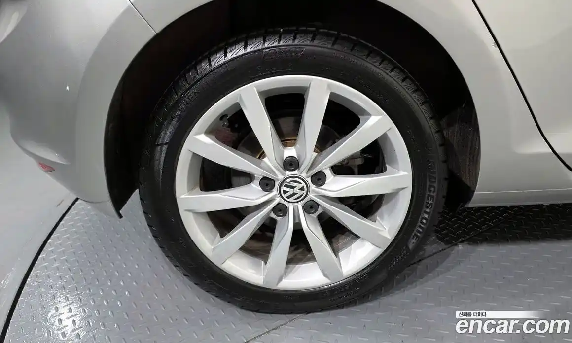 Volkswagen Golf 2015 2.0 автомат (гидро), фото 5