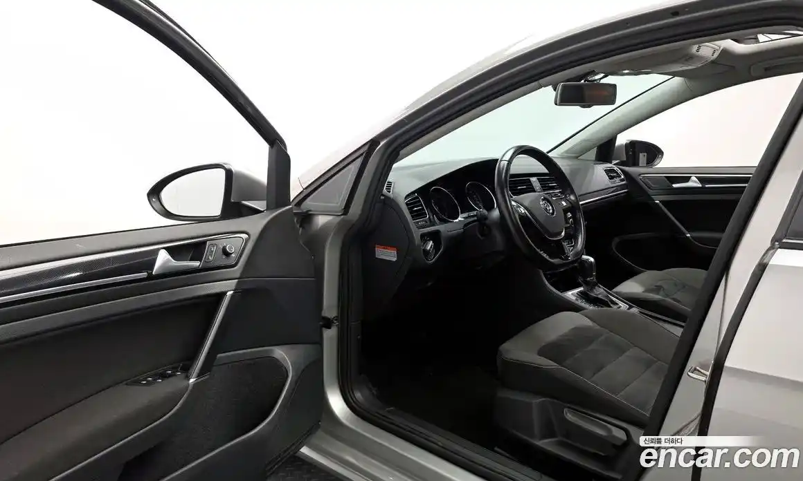 Volkswagen Golf 2015 2.0 автомат (гидро), фото 10
