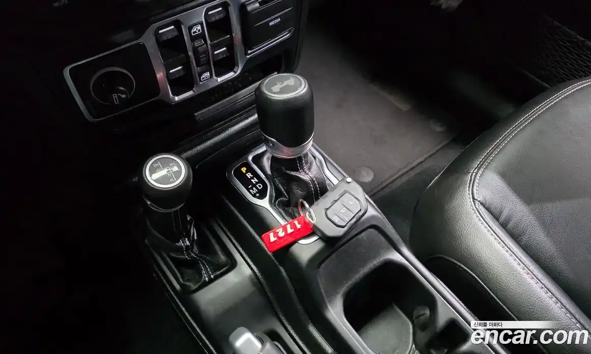 Jeep Wrangler 2022 2.0 автомат (гидро), фото 12