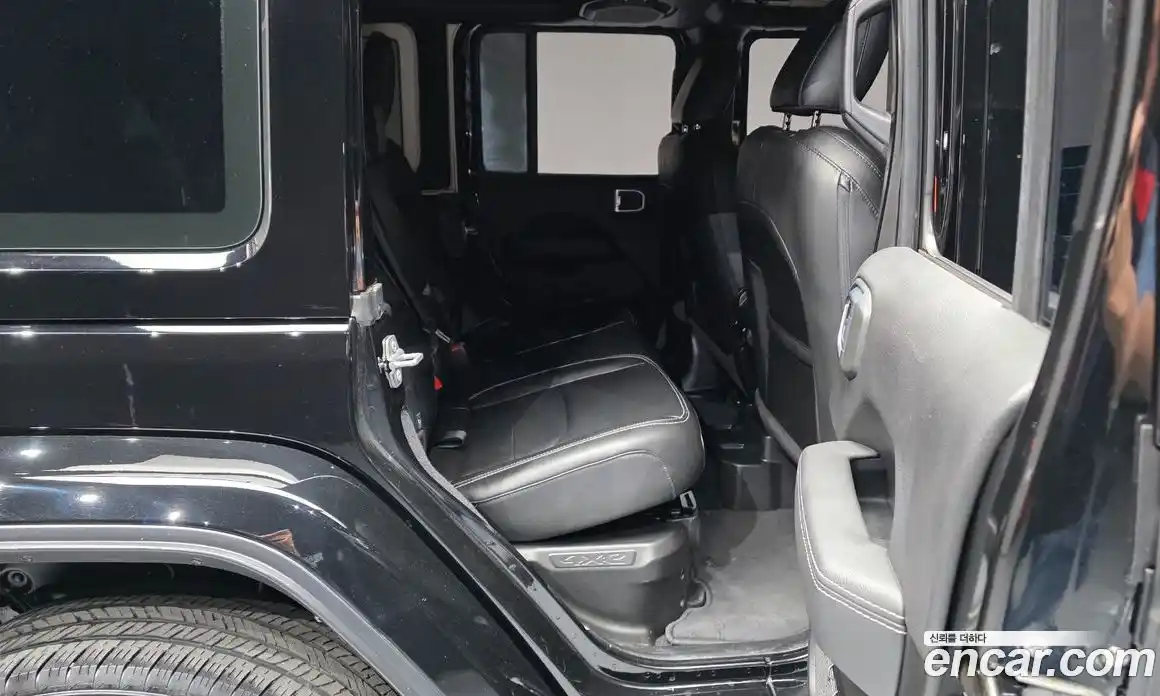 Jeep Wrangler 2022 2.0 автомат (гидро), фото 17