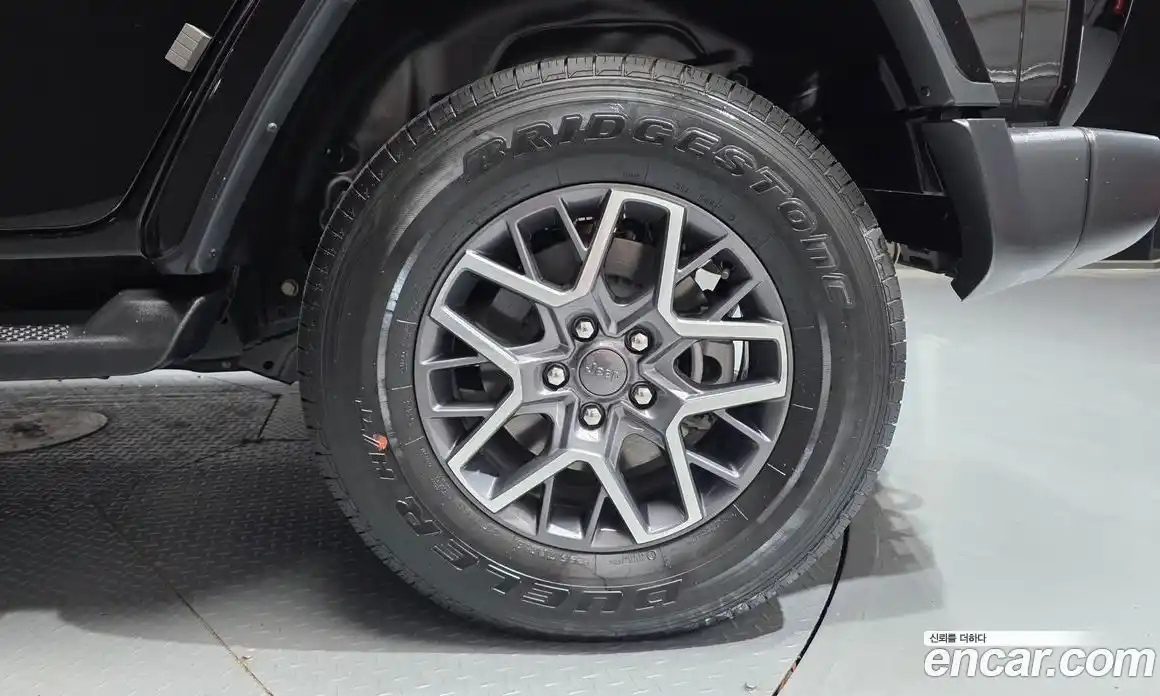 Jeep Wrangler 2022 2.0 автомат (гидро), фото 7