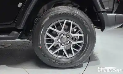 Jeep Wrangler 2022 2.0 автомат (гидро), миниатюра 7