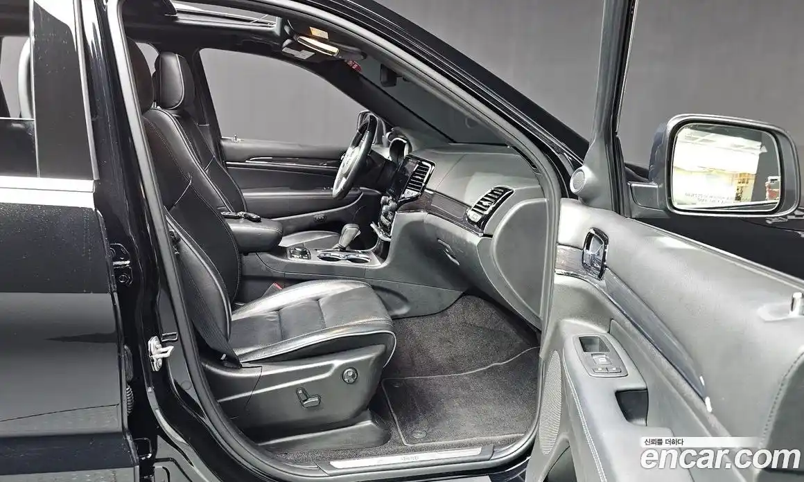 Jeep Cherokee 2019 3.6 автомат (гидро), фото 17