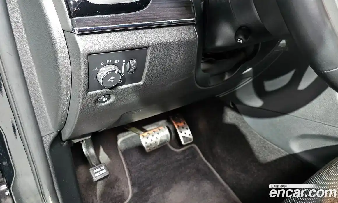 Jeep Cherokee 2019 3.6 автомат (гидро), фото 24