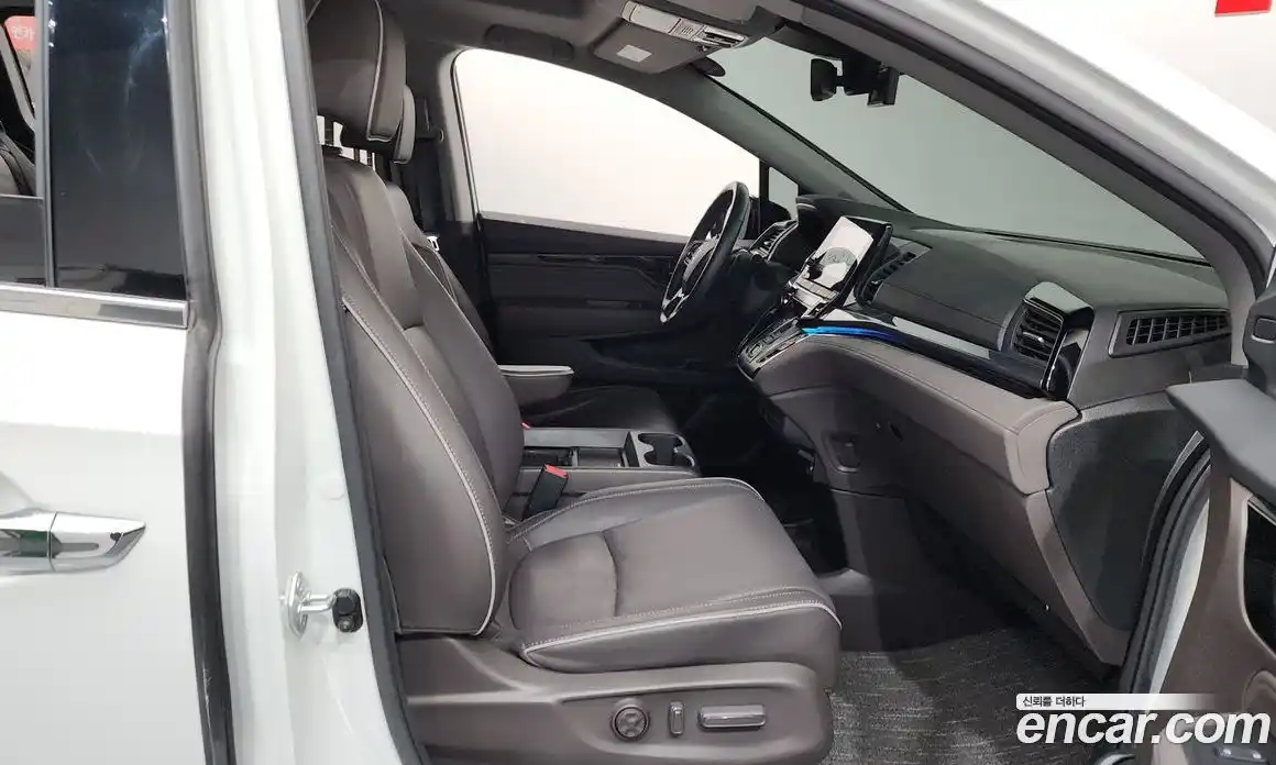 Honda Odyssey 2021 3.5 автомат (гидро), фото 16