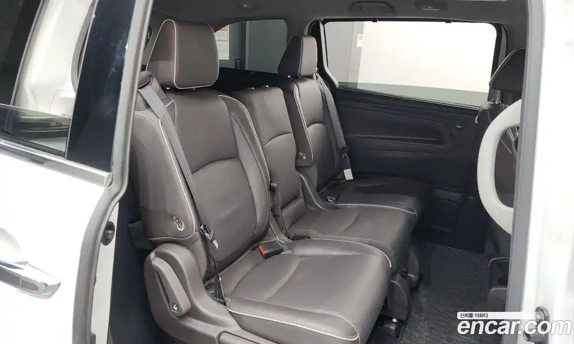 Honda Odyssey 2021 3.5 автомат (гидро), фото 17