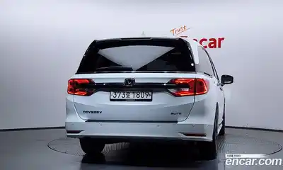Honda Odyssey 2021 3.5 автомат (гидро), миниатюра 4