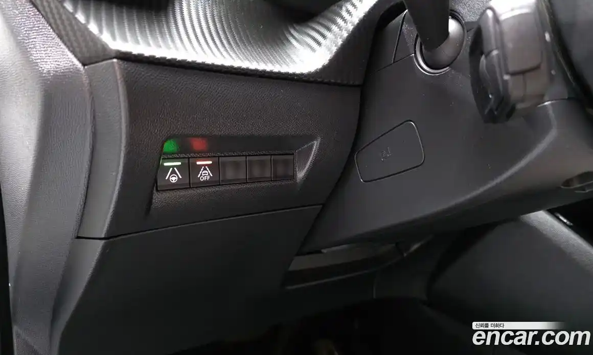 Peugeot 2008 2021 0.1 автомат (гидро), фото 24