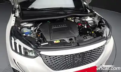 Peugeot 2008 2021 0.1 автомат (гидро), миниатюра 6