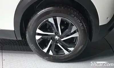 Peugeot 2008 2021 0.1 автомат (гидро), миниатюра 7