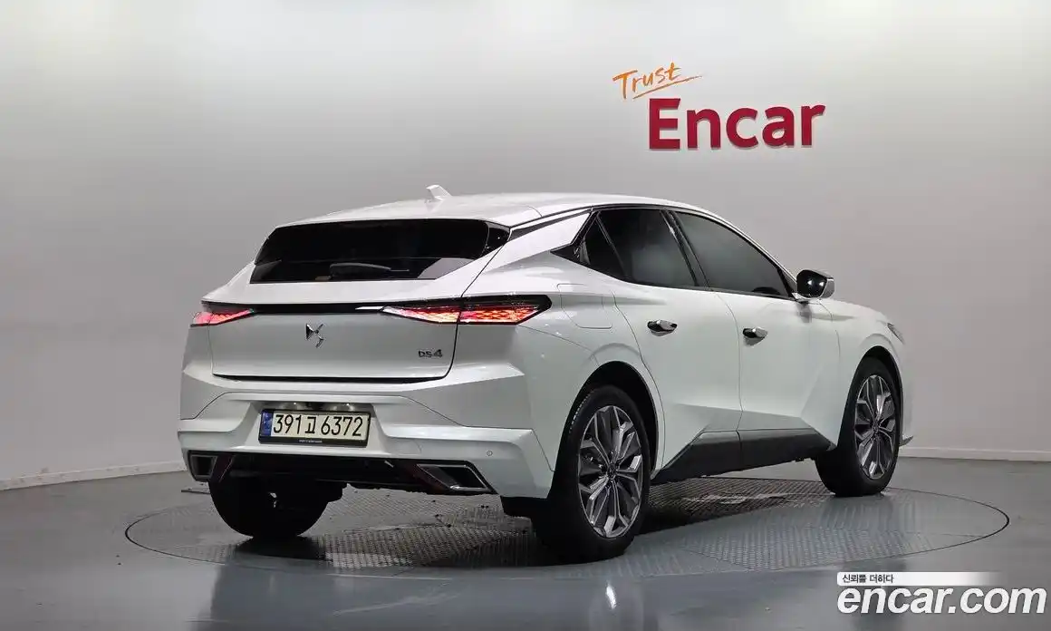 Citroen DS4 2022 1.5 автомат (гидро), фото 2 Citroen DS4 2022 1.5 автомат (гидро), фото 2