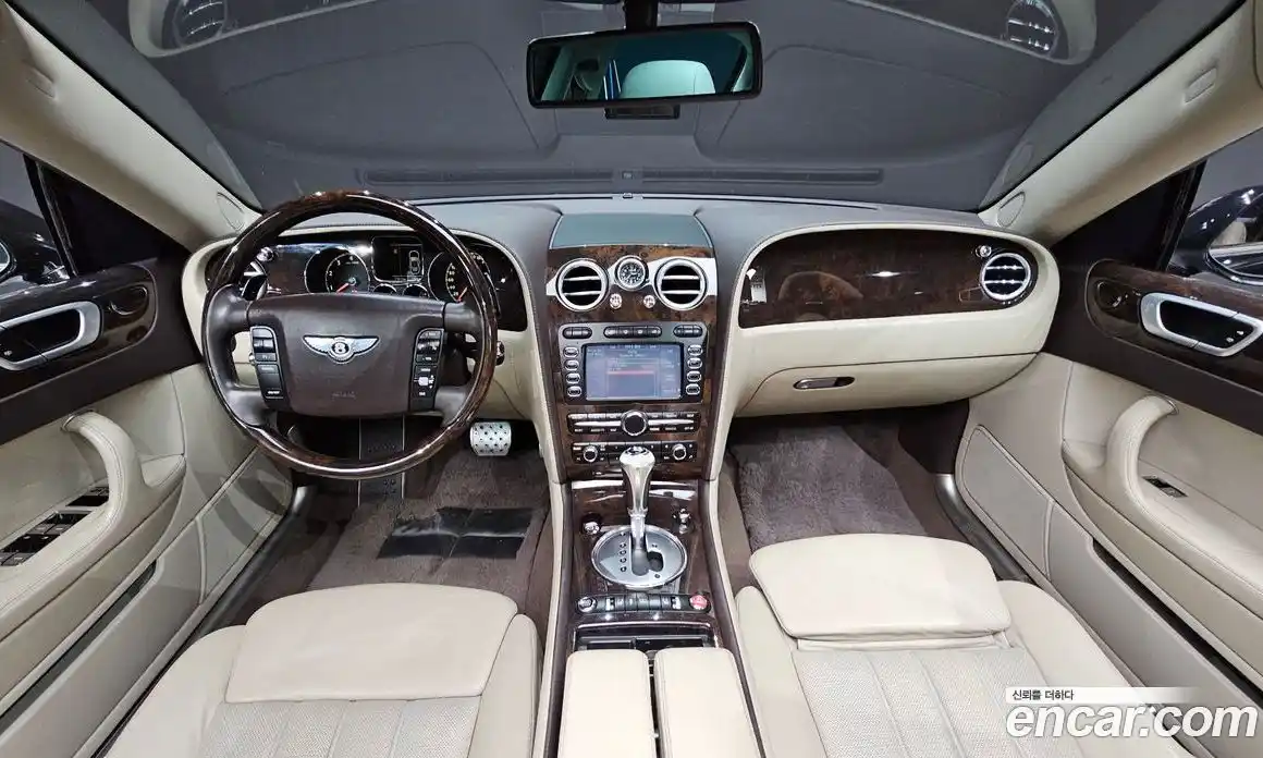 Bentley Flying Spur 2010 6.0 автомат (гидро), фото 7 Bentley Flying Spur 2010 6.0 автомат (гидро), фото 7