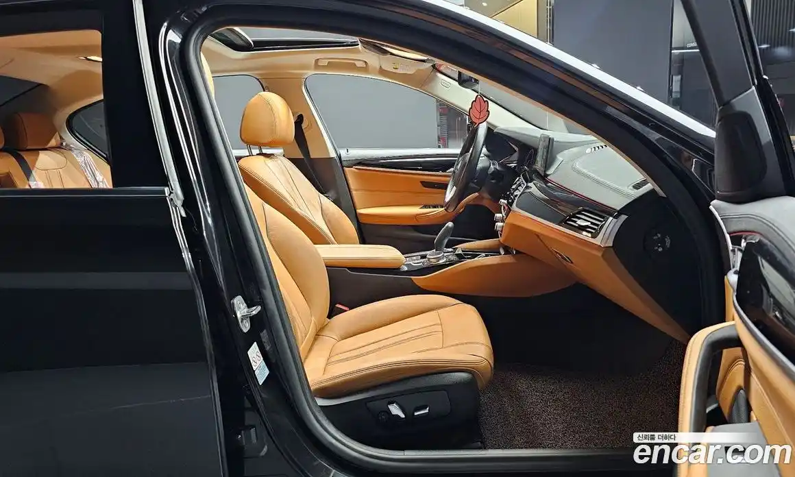 BMW 5 серия 2019 2.0 автомат (гидро), фото 10