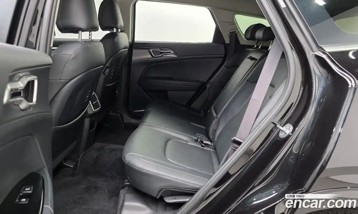 Kia Sportage 2021 1.6 автомат (гидро), фото 12