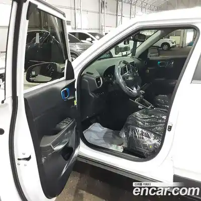Hyundai Venue 2026 1.6 автомат (гидро), миниатюра 6