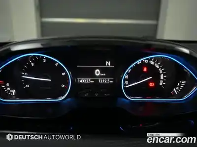 Peugeot 2008 2015 1.6 автомат (гидро), миниатюра 8