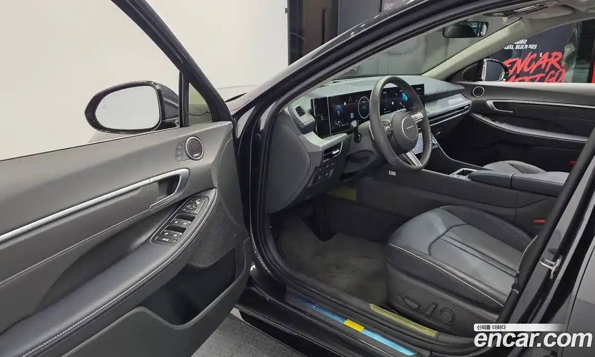 Hyundai Sonata 2024 2.0 автомат (гидро), фото 10