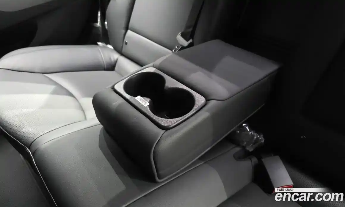 Hyundai Avante 2015 1.6 автомат (гидро), фото 19
